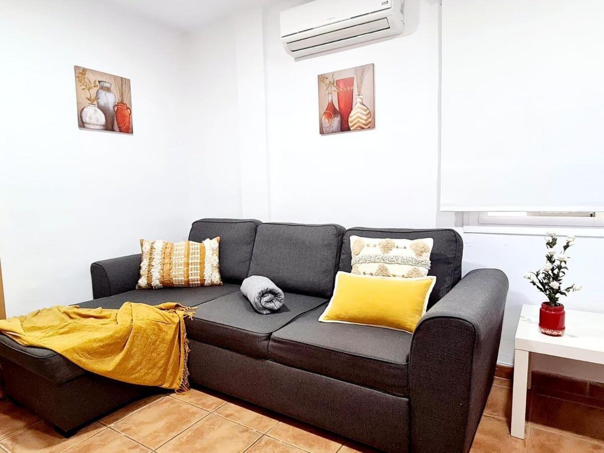Bonito Apartamento Con Terraza - Pedregalejo Playa マラガ エクステリア 写真